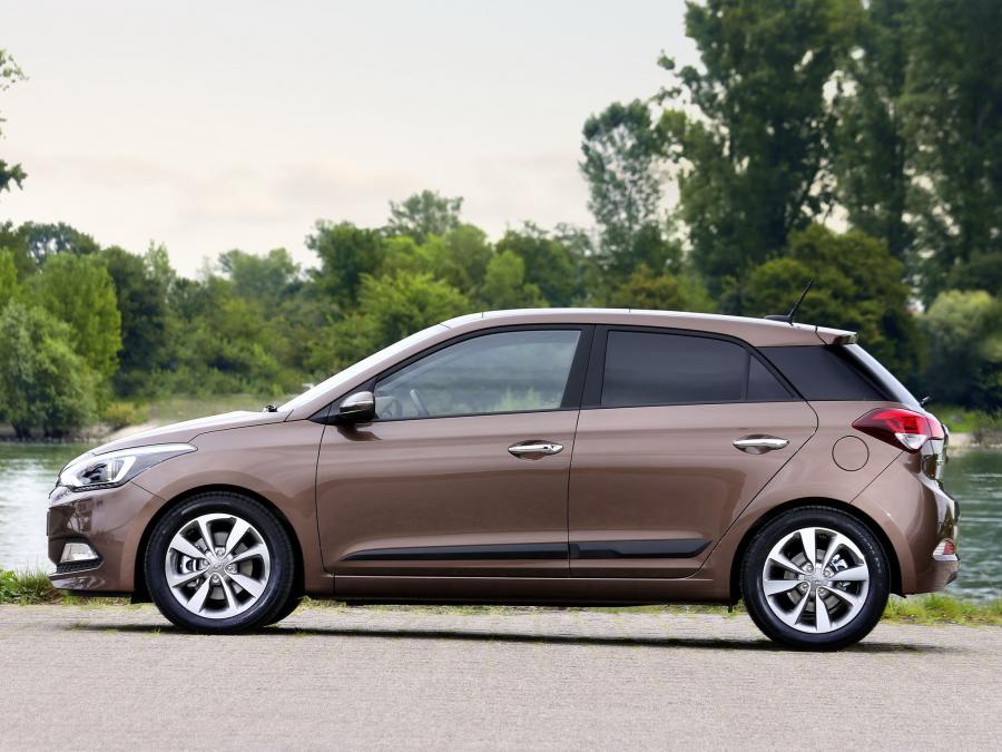  Hyundai i20 2014 года  (фото 9 из 18)